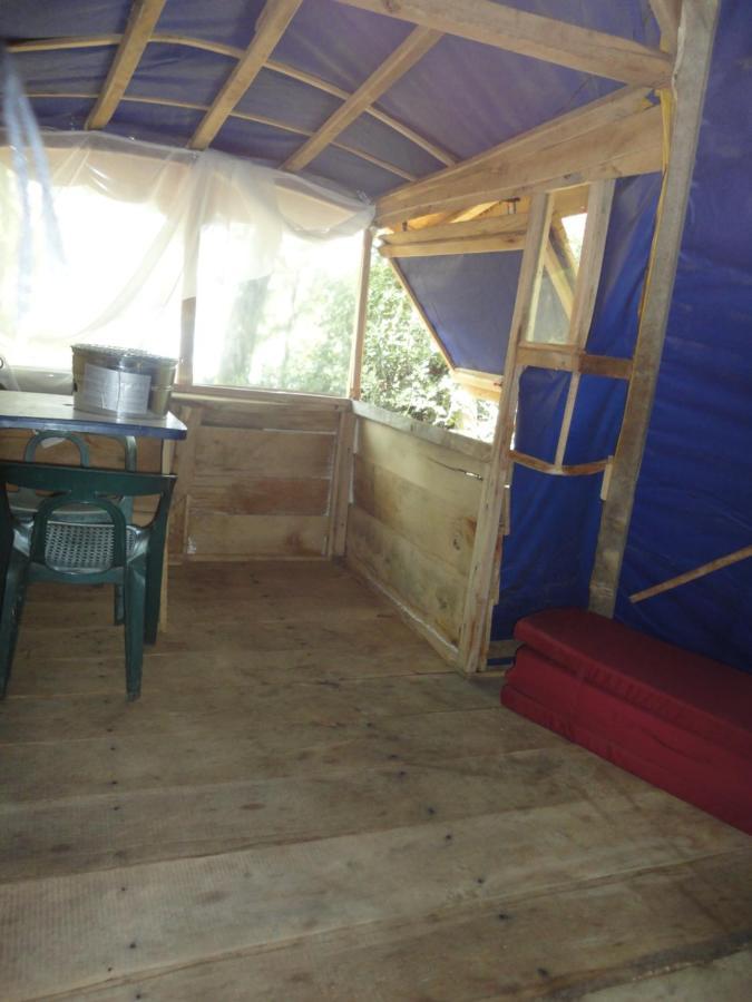 Air Naturel De Camping Moulin De Malesse Tipi Saint-Privat  Екстериор снимка